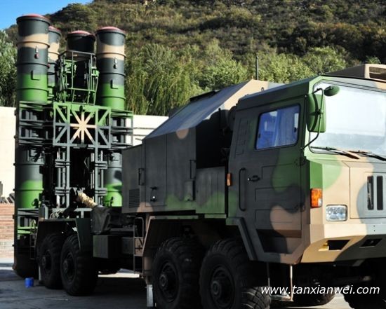 圖為中國的紅旗9型導彈的導彈起豎發射架上，采用了日本某品牌生產的AZ8112型行程開關